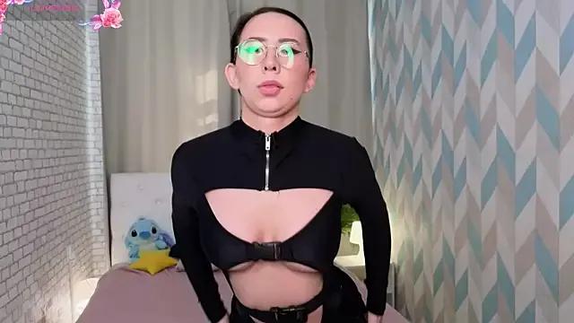 Girls: try live performances with matured performers, from dancing to quirks, in a variety of beautiful sex cams.