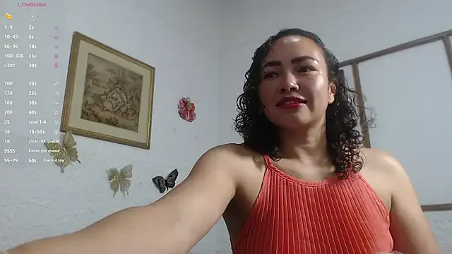 venus_lov9 from StripChat is Freechat