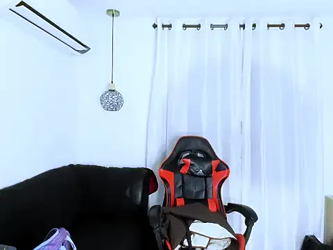 Venus_velvett from StripChat is Freechat