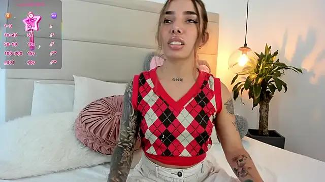 VENUSMOON777 from StripChat is Freechat