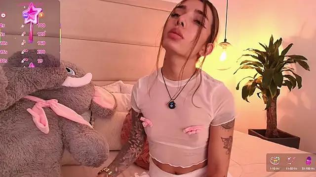 Girls: try live performances with matured performers, from dancing to quirks, in a variety of beautiful sex cams.