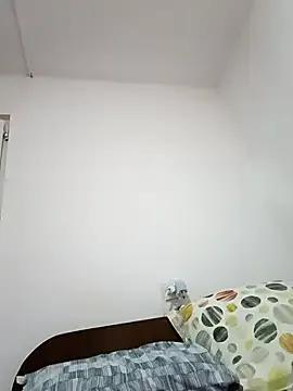 Vera_Elle from StripChat is Freechat