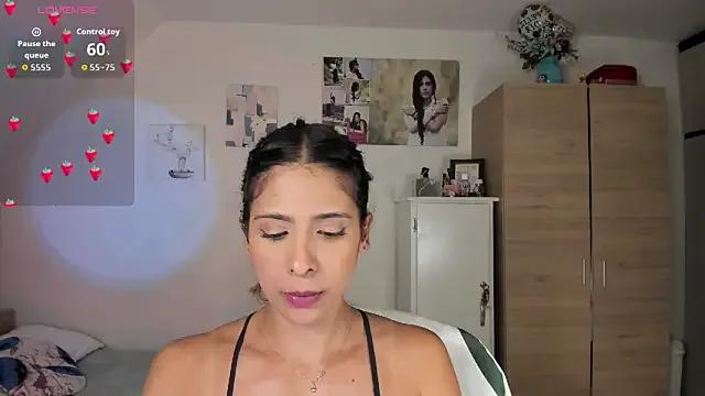 Girls: try live performances with matured performers, from dancing to quirks, in a variety of beautiful sex cams.