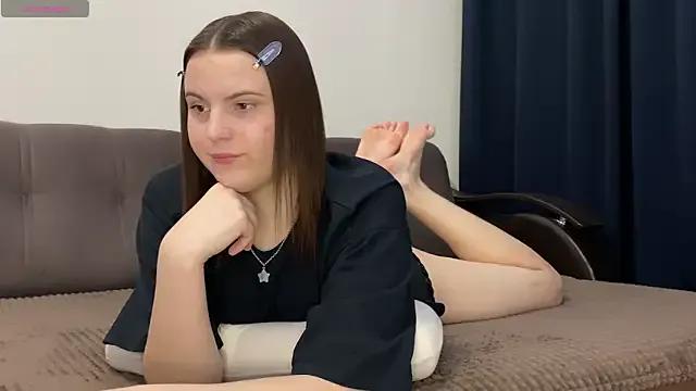 vertul1ana from StripChat is Freechat