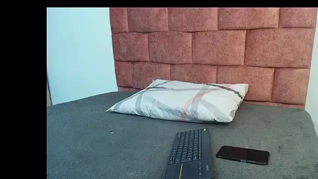 very_slut from StripChat is Freechat