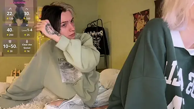 Girls: try live performances with matured performers, from dancing to quirks, in a variety of beautiful sex cams.