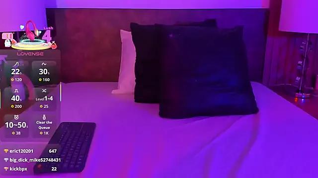 Vexafire from StripChat is Freechat