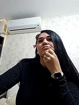 VickyDivinee from StripChat is Freechat