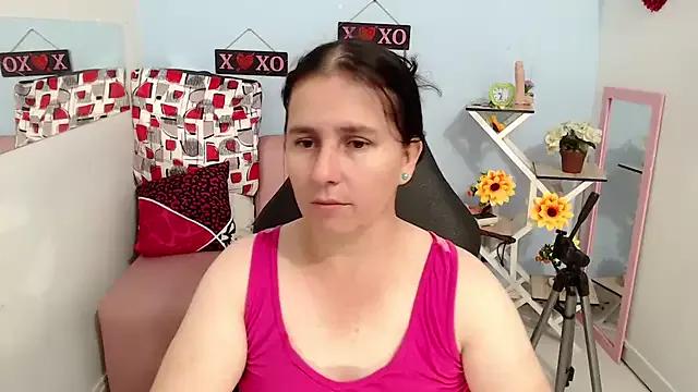 victoria_jones from StripChat is Freechat