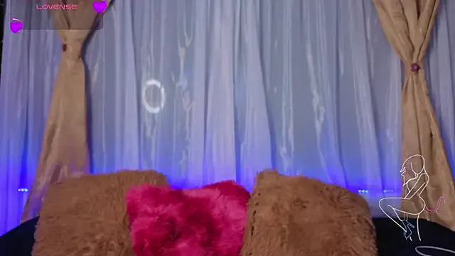 Victoria_Jonhss from StripChat