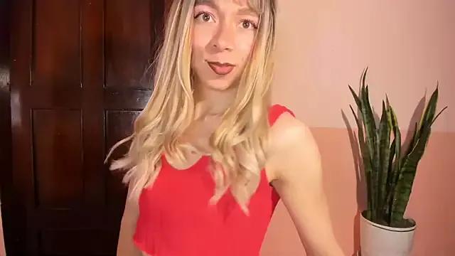 victoria_qq from StripChat is Freechat