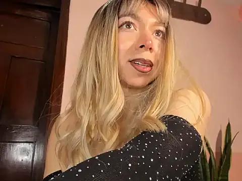 victoria_qq from StripChat is Freechat