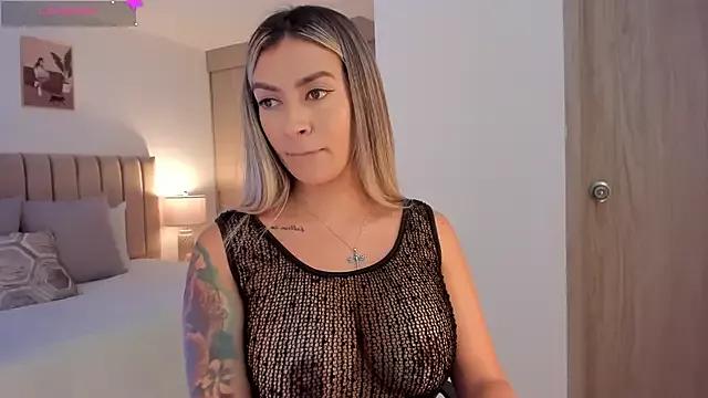 Girls: try live performances with matured performers, from dancing to quirks, in a variety of beautiful sex cams.