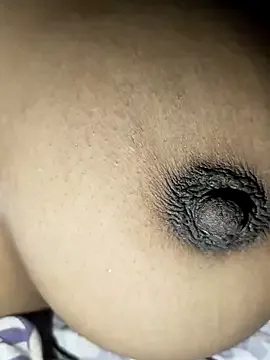 victoriaLuv4 from StripChat is Freechat