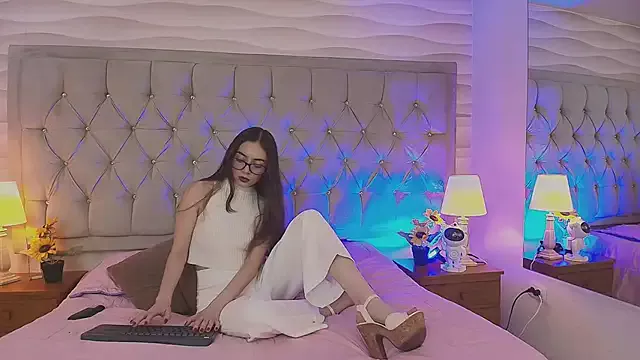 Girls: try live performances with matured performers, from dancing to quirks, in a variety of beautiful sex cams.