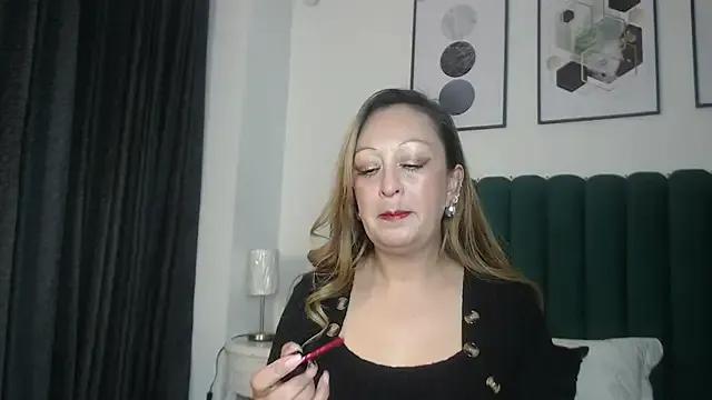 VictoriaQueen_Fg from StripChat is Freechat