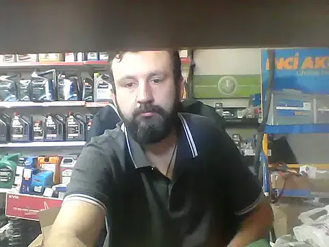 Vihand22 from StripChat