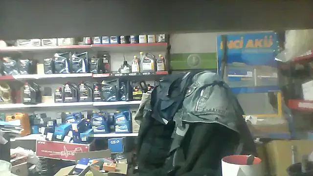 Vihand22 from StripChat