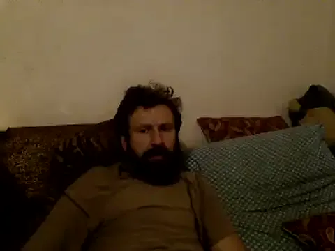 Vihand22 from StripChat