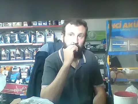 Vihand22 from StripChat