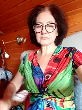 vikimoon11 from StripChat is Freechat