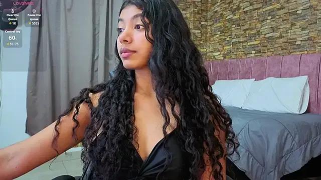 viktorya_xue from StripChat is Freechat