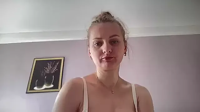 Viola_sweet from StripChat