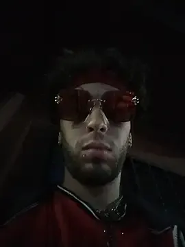 Violet_and_Paul from StripChat is Freechat