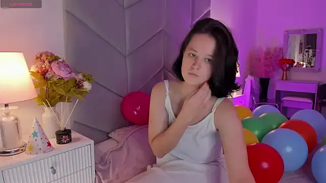 Girls: try live performances with matured performers, from dancing to quirks, in a variety of beautiful sex cams.