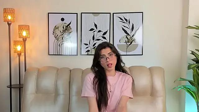 Violeta_Foxz from StripChat is Freechat