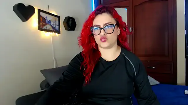 violetaredbitch from StripChat is Freechat