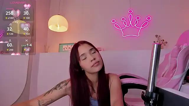 violeth_hill from StripChat is Freechat