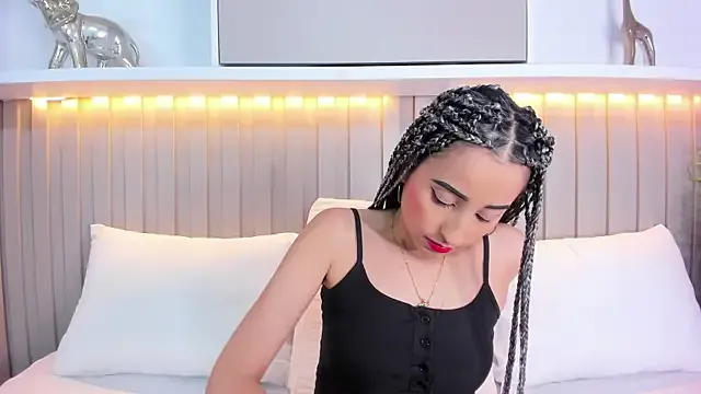 violett_rabbit_ from StripChat is Freechat