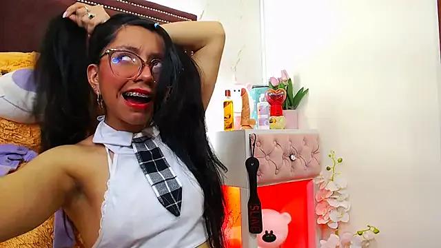 VioletxBloom from StripChat is Freechat