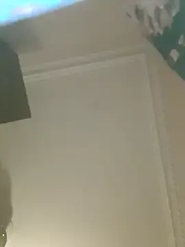 Virginass2000 from StripChat is Freechat