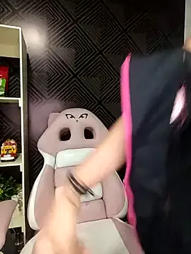 VirginPussyAnita18 from StripChat is Freechat