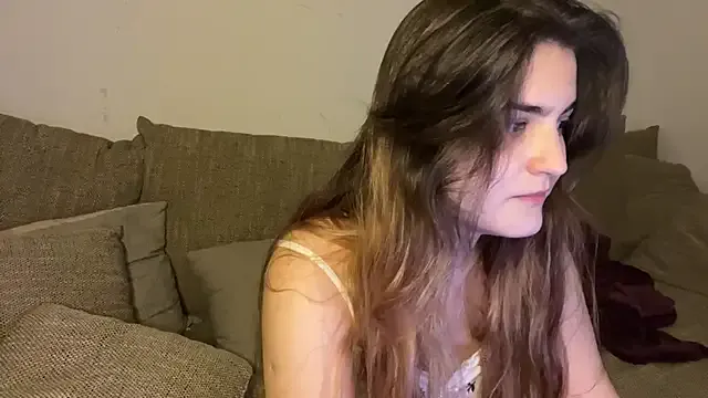 Vivalenti_Kiss from StripChat is Freechat