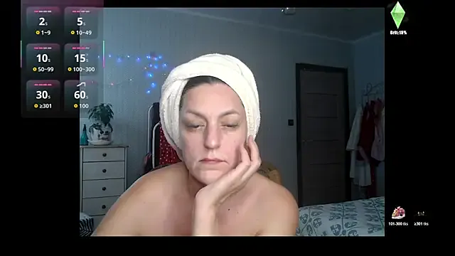 Vivian_Violet_ from StripChat is Freechat