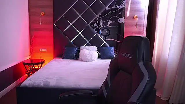 Girls: try live performances with matured performers, from dancing to quirks, in a variety of beautiful sex cams.