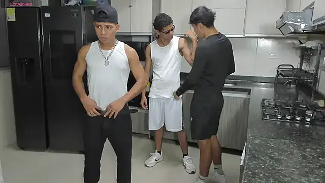 Girls: try live performances with matured performers, from dancing to quirks, in a variety of beautiful sex cams.