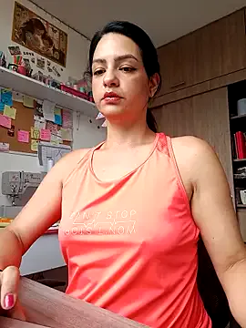 Wanda_Arias from StripChat is Freechat