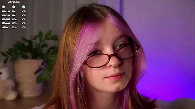 Girls: try live performances with matured performers, from dancing to quirks, in a variety of beautiful sex cams.