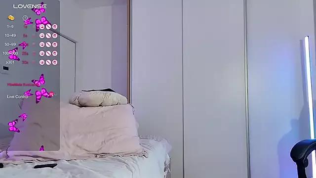 Girls: try live performances with matured performers, from dancing to quirks, in a variety of beautiful sex cams.