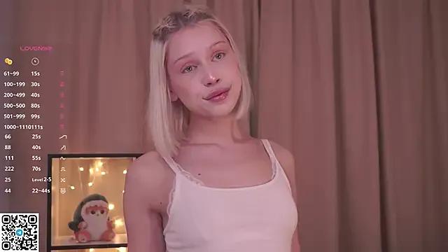 WickedWink from StripChat is Freechat
