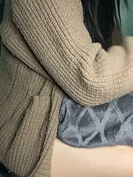 Winny-sexy from StripChat is Freechat