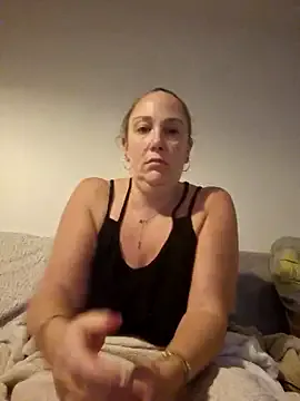 Wisie_Cutie from StripChat