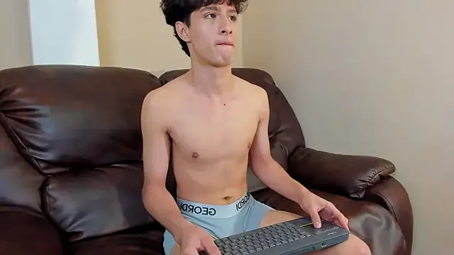 Xam_Collen from StripChat is Freechat