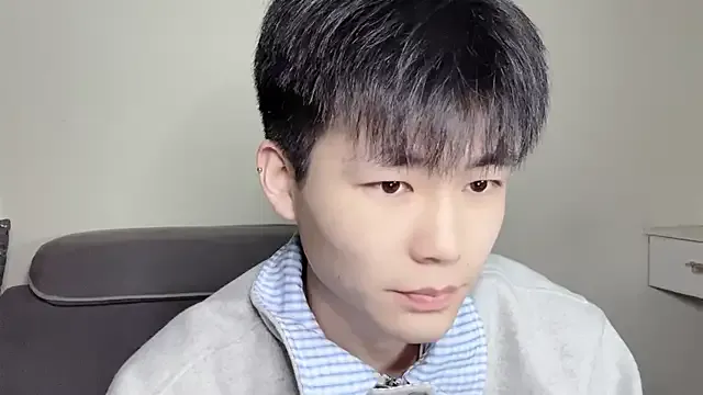 xiaoyang5200 from StripChat is Freechat