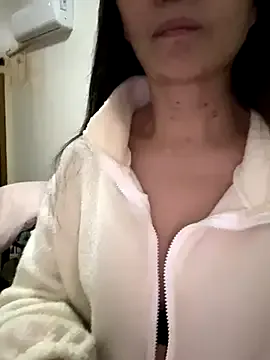 Xiiuuff18 from StripChat