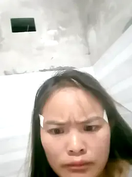 xinhxinhcute from StripChat is Freechat